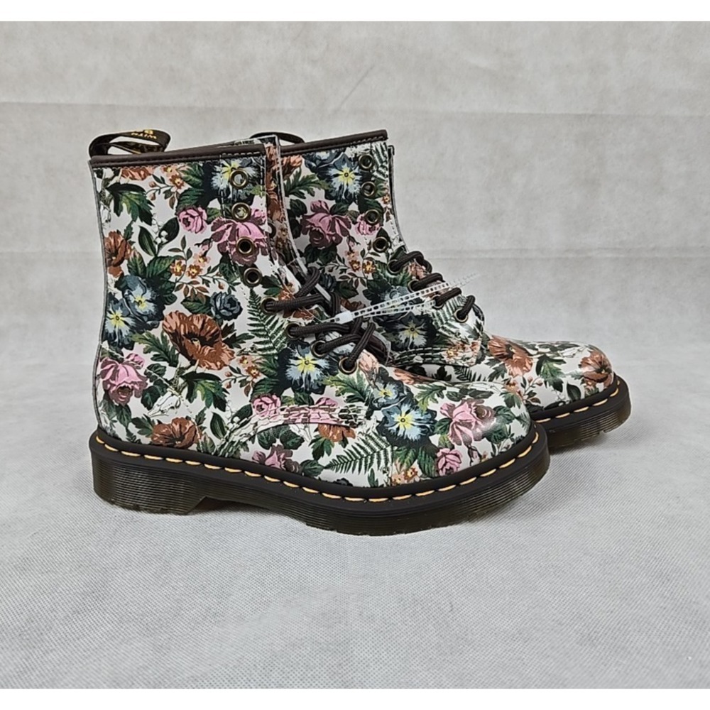Doc Martens Womens Size 6 Floral Print Leather Lace Up 8 Eye Boots NEW
